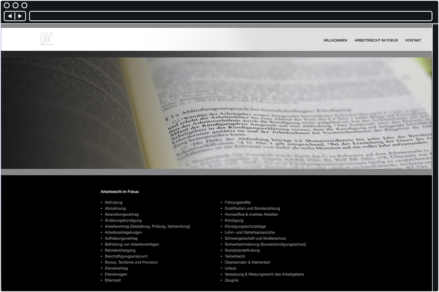 Rechtsanwalt Christian Schmied Webseite für Arbeitsrecht mit großem Hintergrundbild eines Gesetzbuchs und Menüleiste